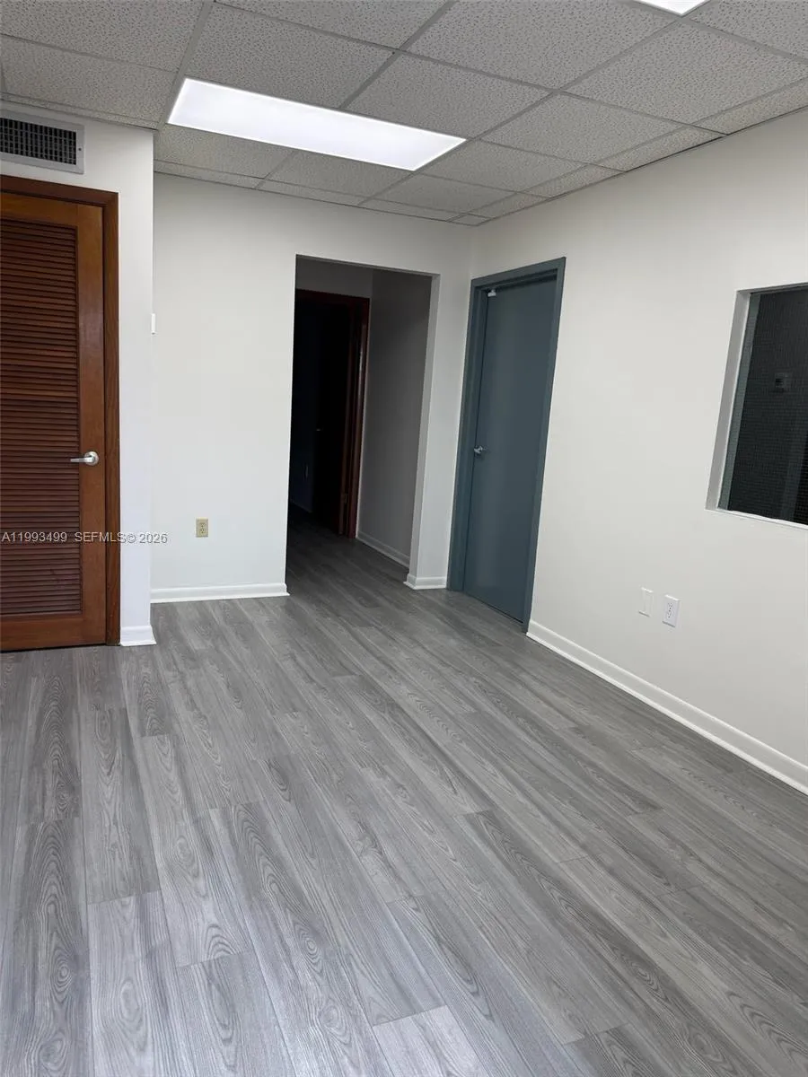 6907 NW 82nd Ave, Medley FL 33166