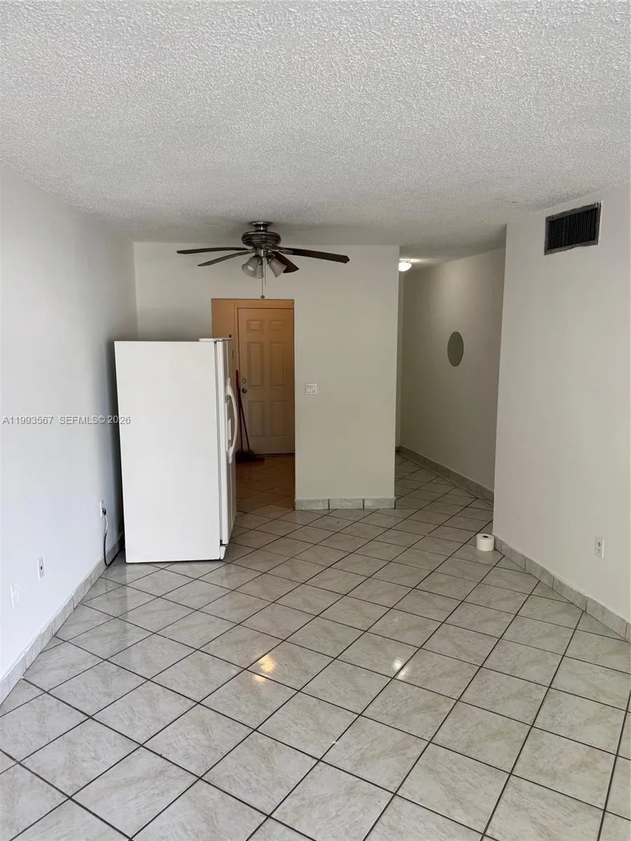 11 SW 52nd Ave # 1B, Miami FL 33134