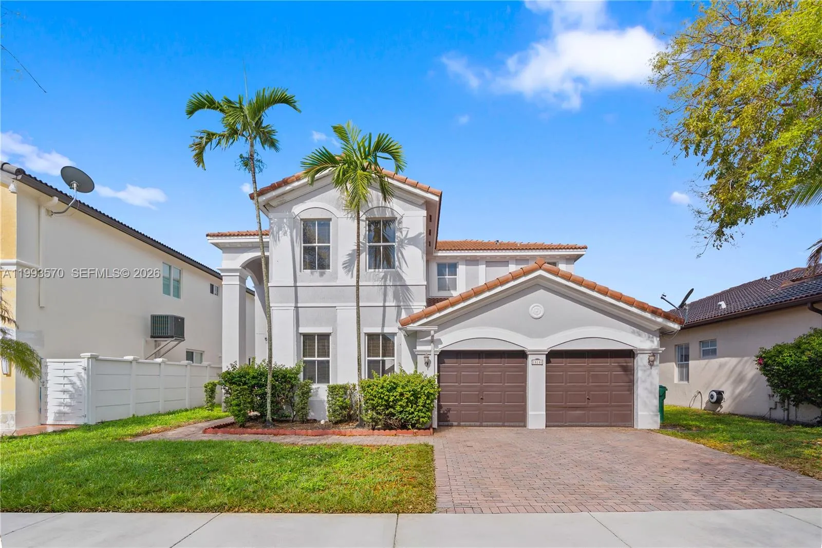 4 bedroom 4 bath for sale at 18140 NW 90th Ave, Hialeah FL 33018