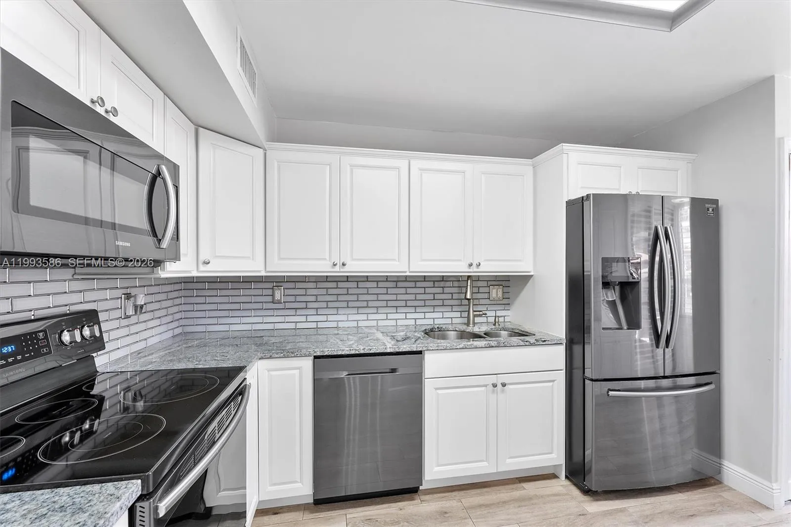 3 bedroom 2 bath for sale at 7225 Promenade Dr # 102, Boca Raton FL 33433