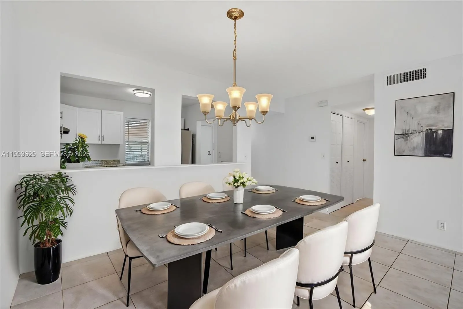 2821 Somerset Dr # 302, Lauderdale Lakes FL 33311