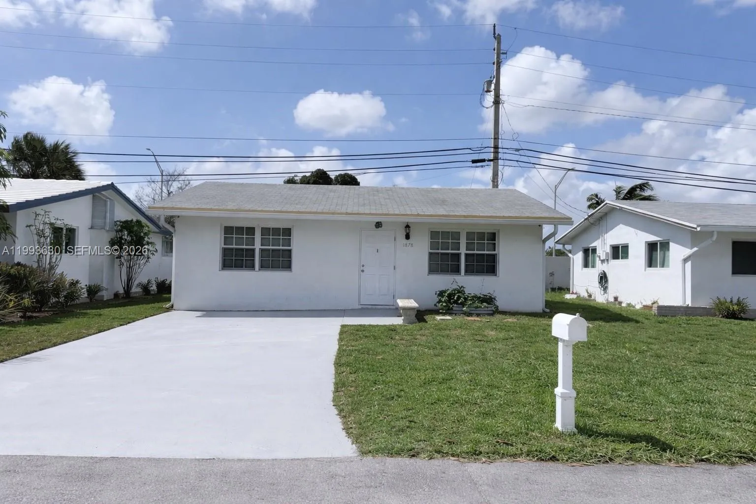 2 bedroom 2 bath for sale at 1878 NW 45th Ct, Tamarac FL 33309