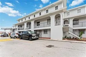 3 bedroom 2 bath for sale at 1460 W 43rd Pl # 106, Hialeah FL 33012