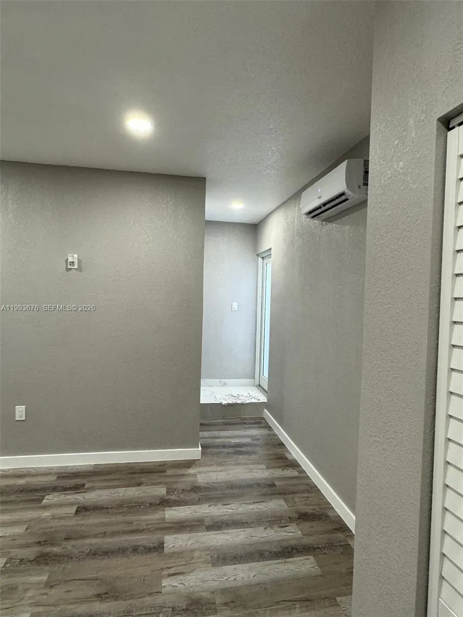 12754 SW 209th Ln, Miami FL 33177