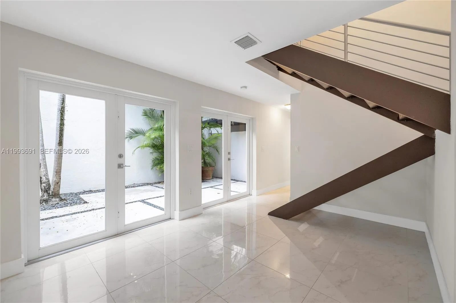 3056 Shipping Ave # 2, Miami FL 33133