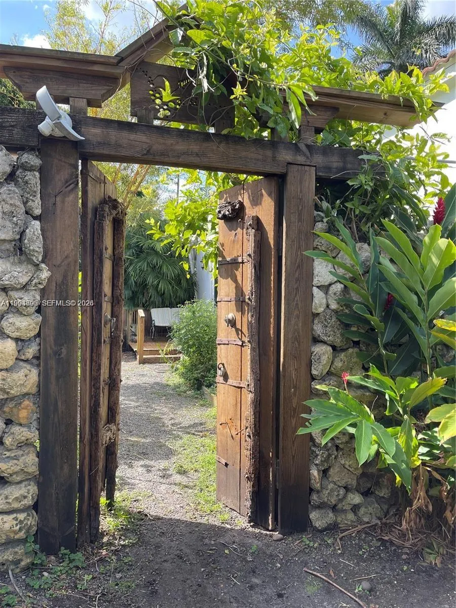 1 bath for rent at 732 NE 87th St # 3, Miami FL 33138