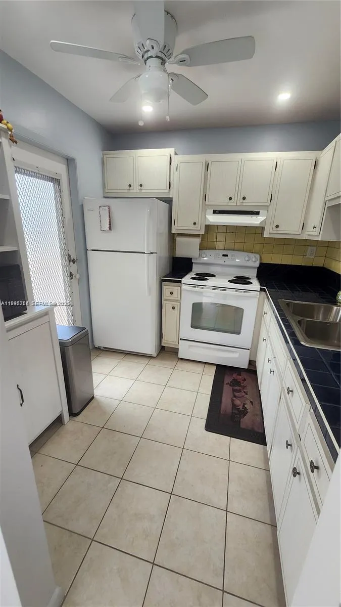 4299 NW 16th St # 209, Lauderhill FL 33313