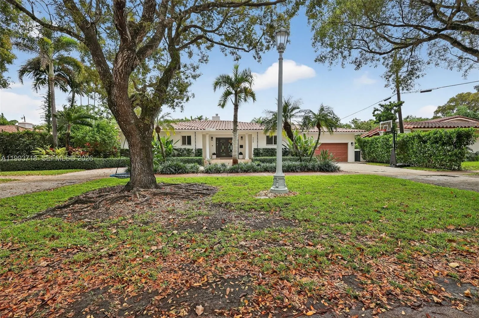 4 bedroom 3 bath for rent at 3258 Riviera Dr, Coral Gables FL 33134