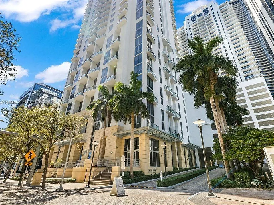 1 bath for rent at 1060 Brickell Ave # 2209, Miami FL 33131
