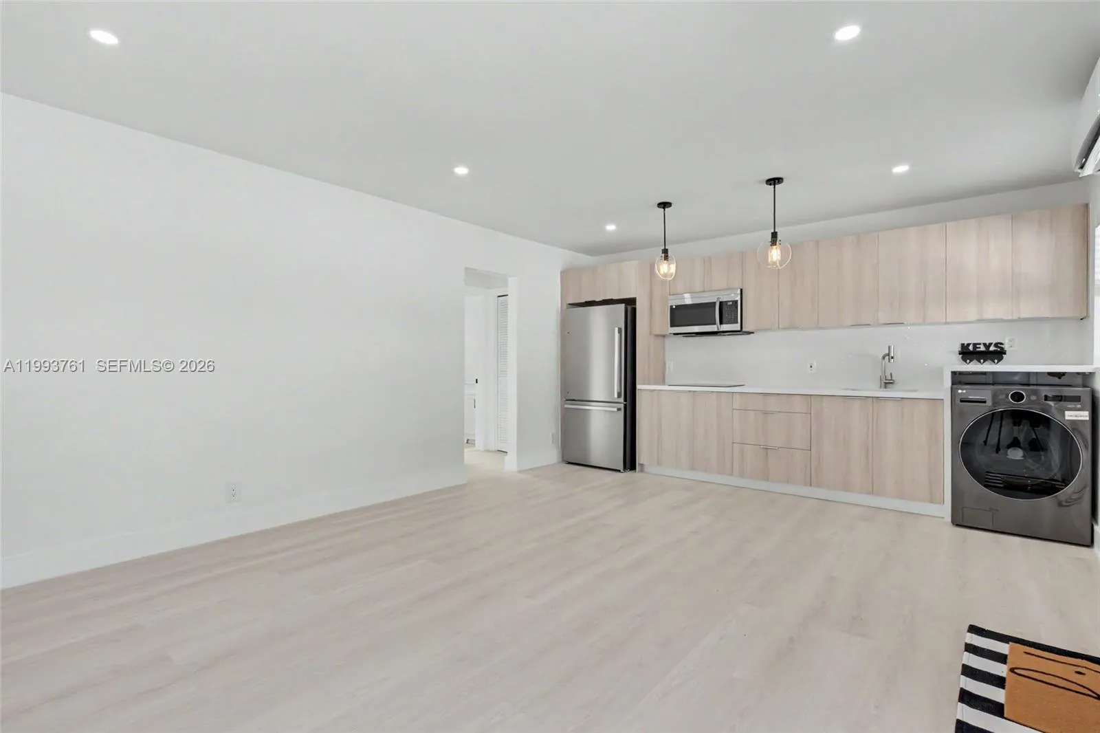 55 SW 13th St # 2, Dania Beach FL 33004