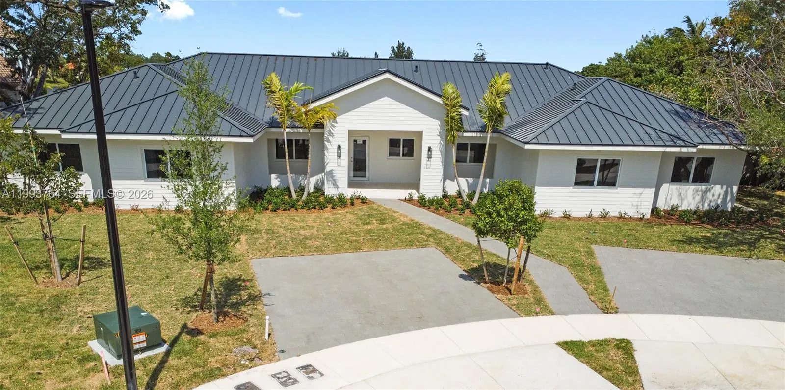 3 bedroom 2 bath for rent at 4732 SW 87 Ct # 4732, Miami FL 33165