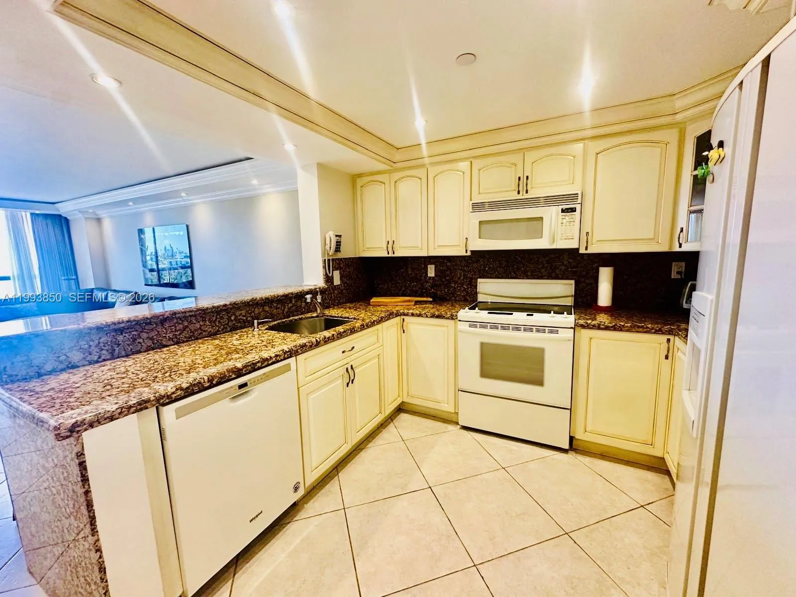 2555 Collins Ave # 704, Miami Beach FL 33140