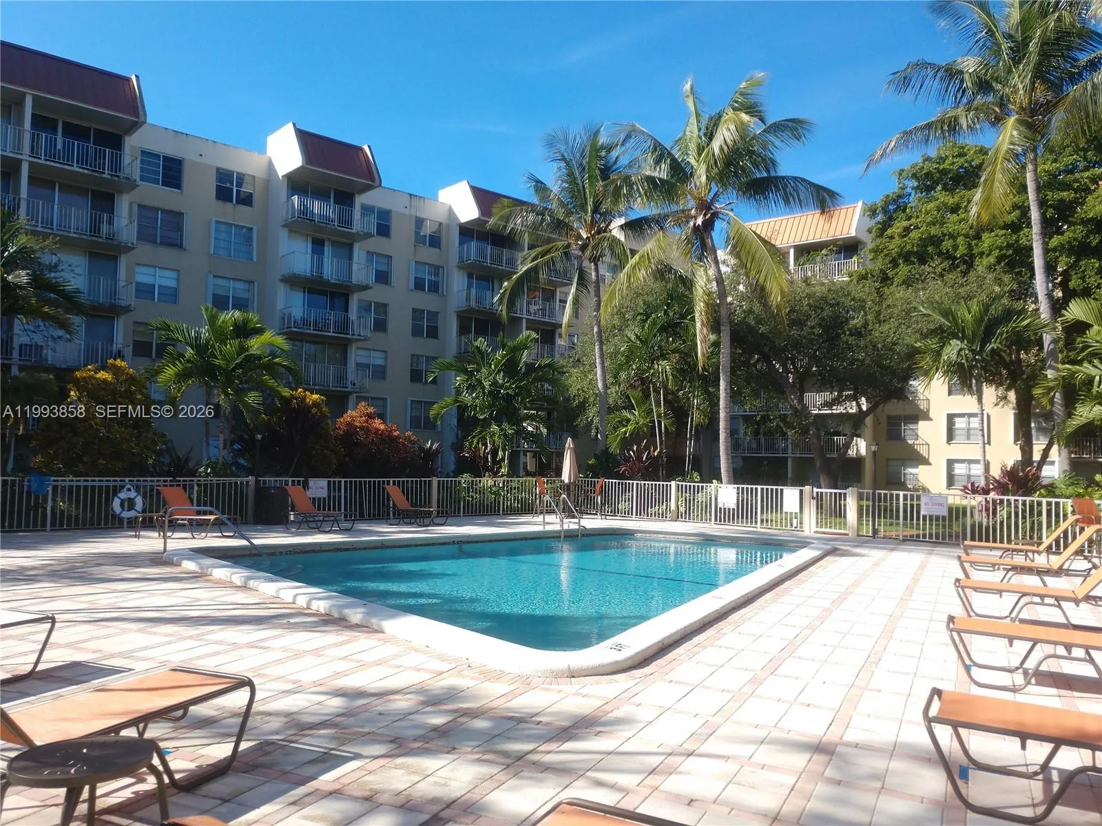 13100 SW 92nd Ave # 112, Miami FL 33176