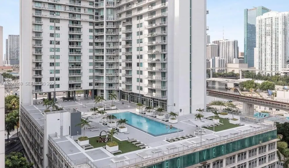 1 bath for rent at 690 SW 1st Ct # 1128, Miami FL 33130