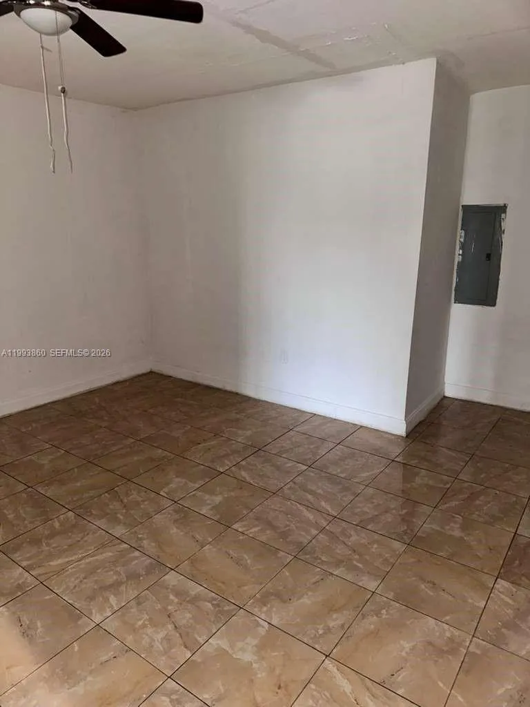 576 NW 147th St # 576, Miami FL 33168