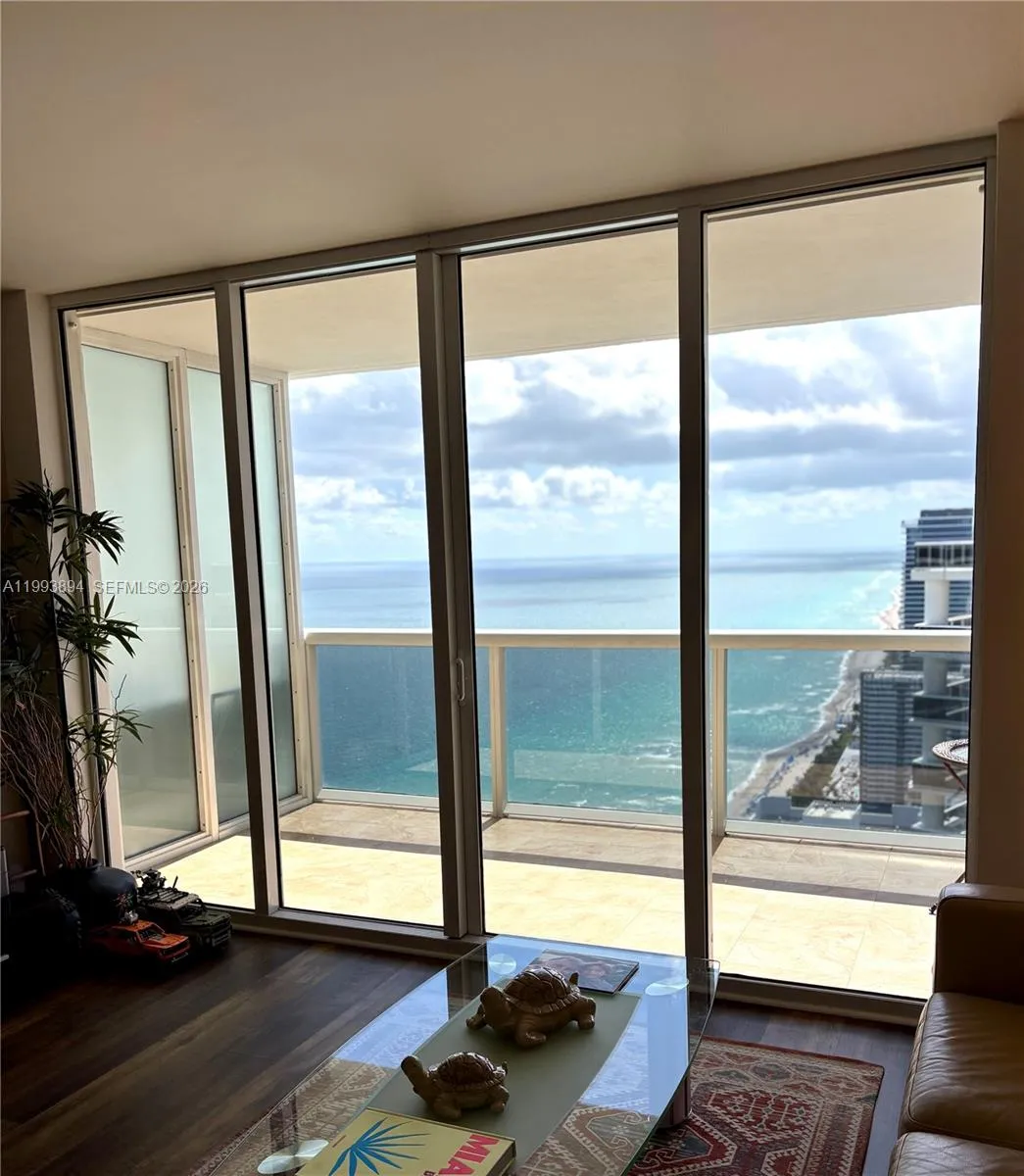 1830 S Ocean Dr # 4505, Hallandale Beach FL 33009