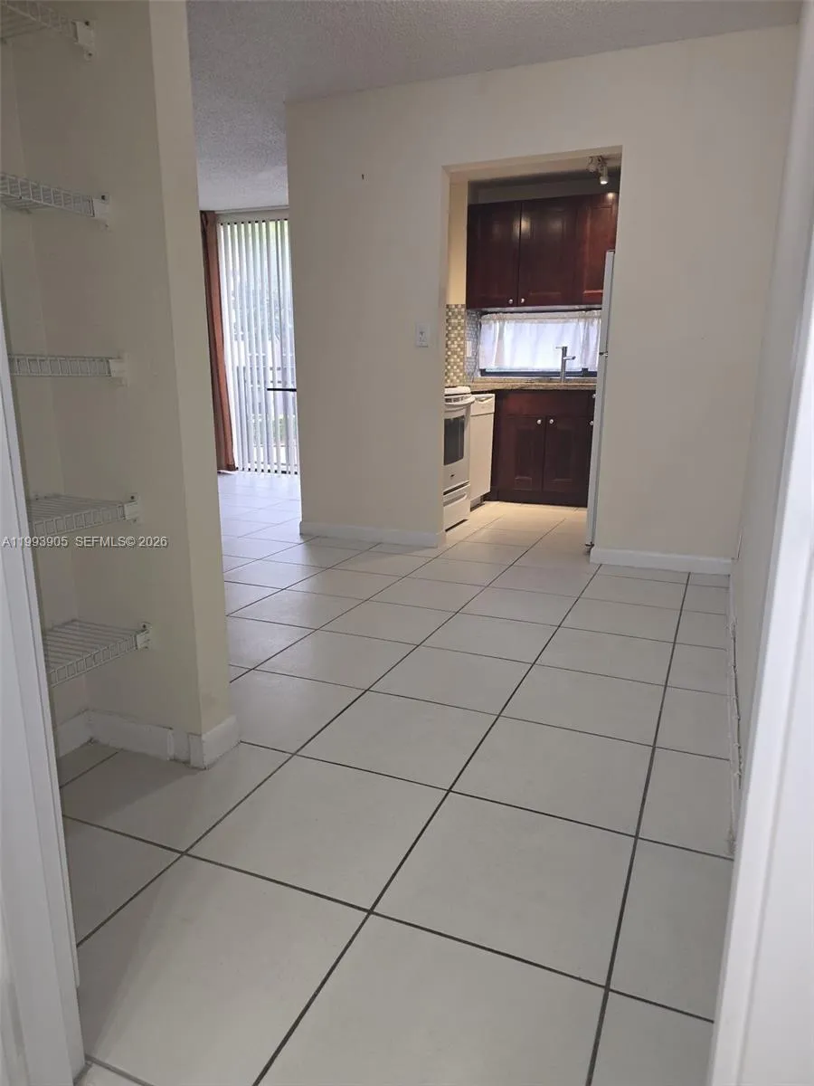 17021 N Bay Rd # 225, Sunny Isles Beach FL 33160