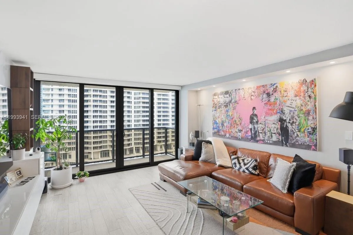 600 NE 36th St # 1708, Miami FL 33137