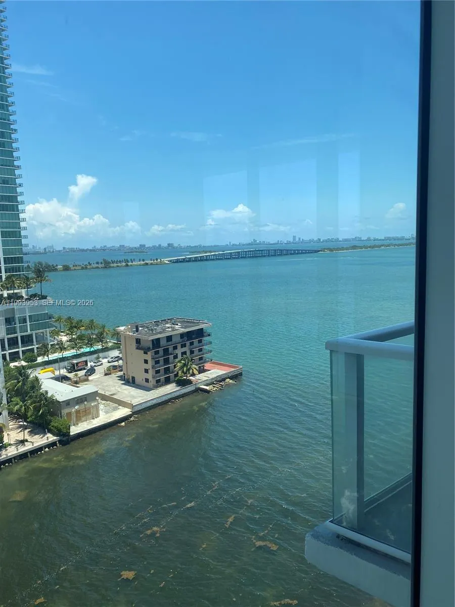 2 bedroom 2 bath for sale at 601 NE 27TH ST # 1107, Miami FL 33137