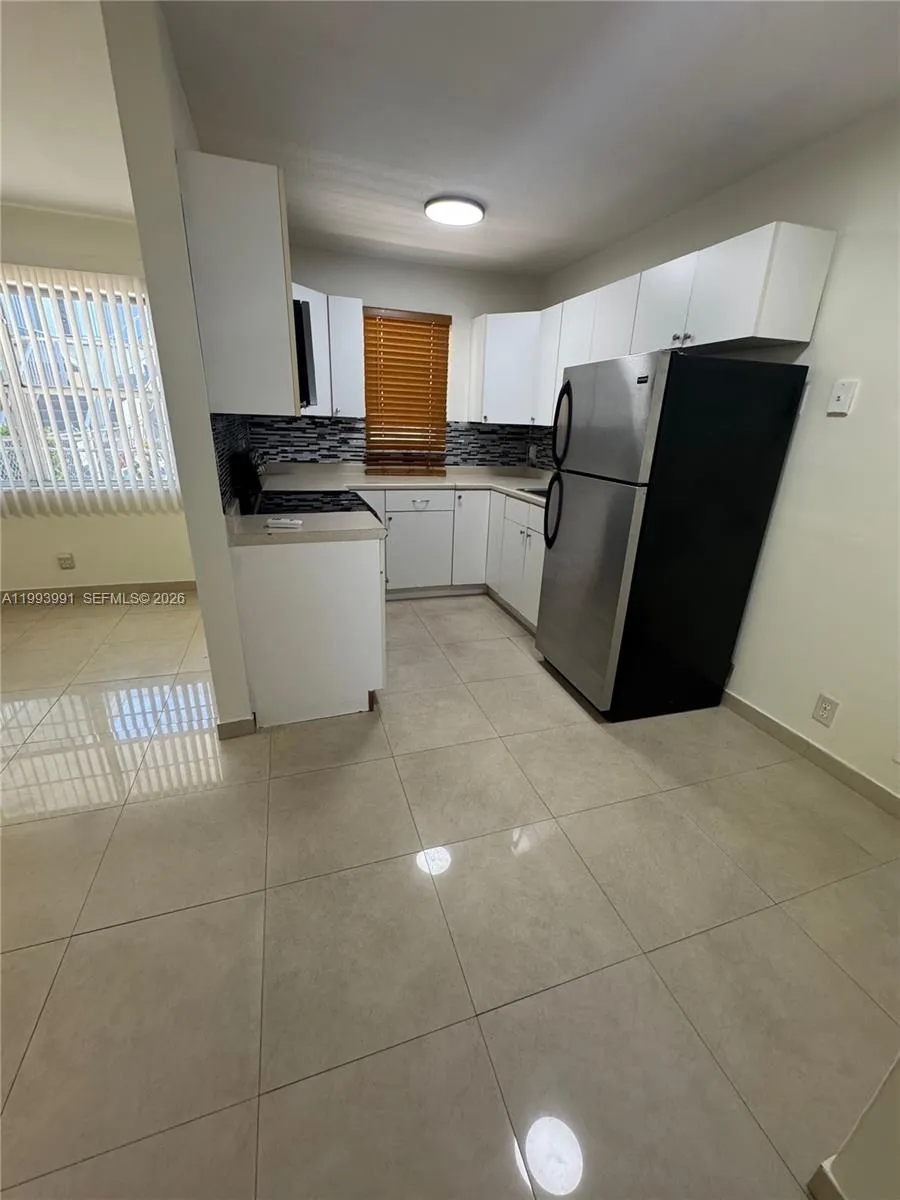 30 SE 4th Ave # 116, Hallandale Beach FL 33009