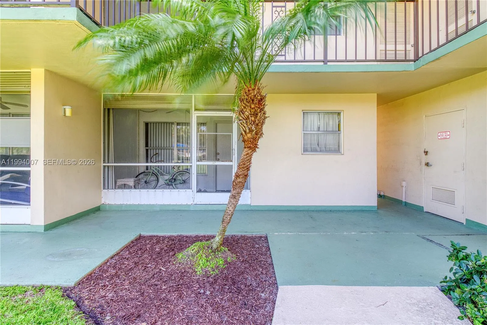 804 SE 7th St # 107, Deerfield Beach FL 33441