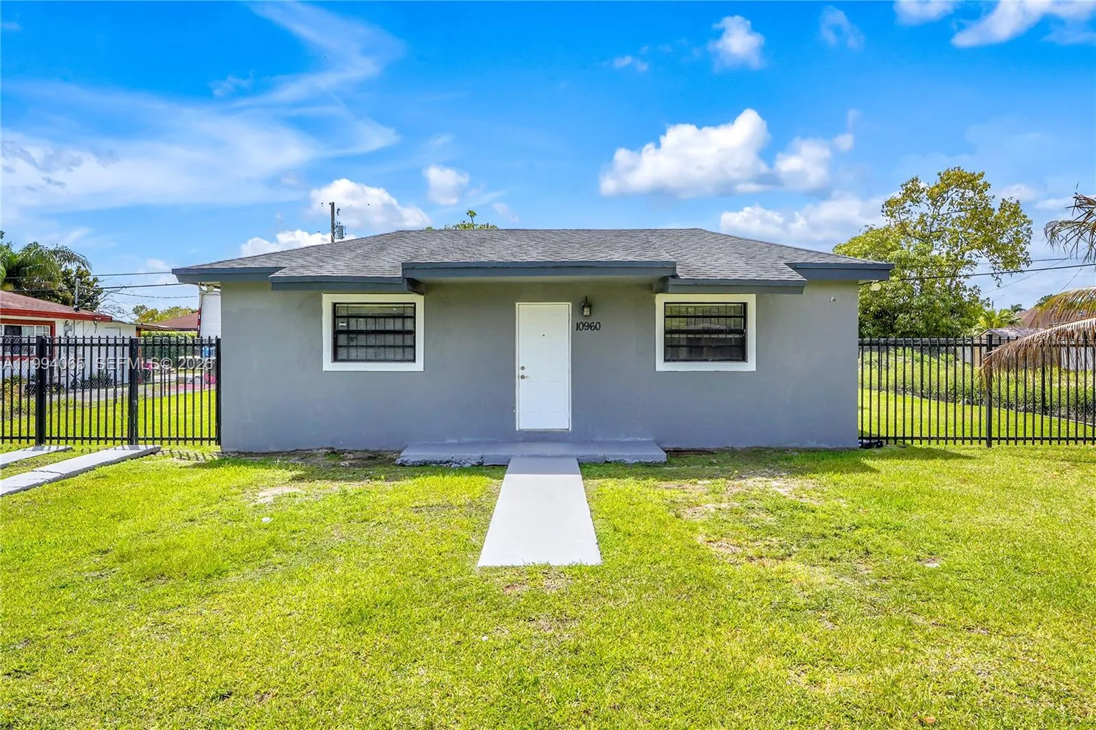 3 bedroom 2 bath for sale at 10960 SW 219th Street, Miami FL 33170