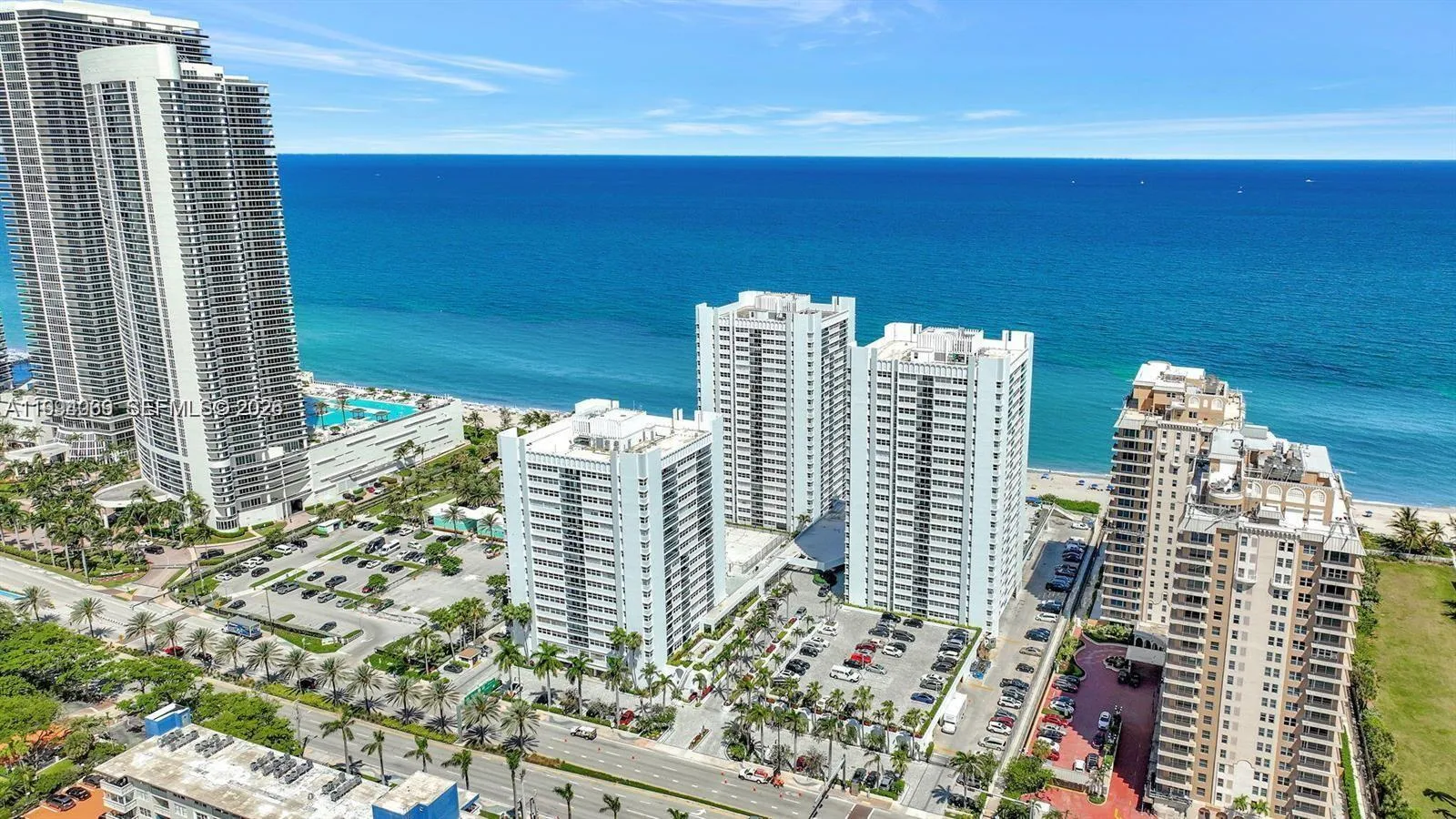 1890 S Ocean Dr # 1807, Hallandale Beach FL 33009