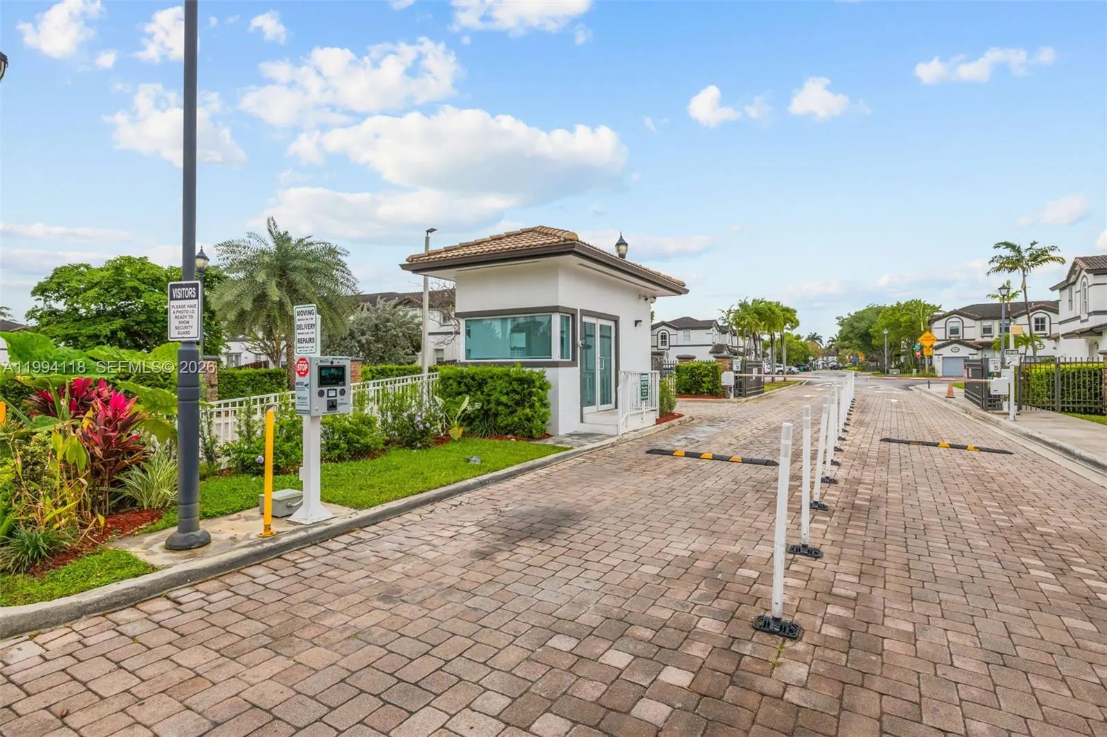 11507 NW 77th St, Doral FL 33178