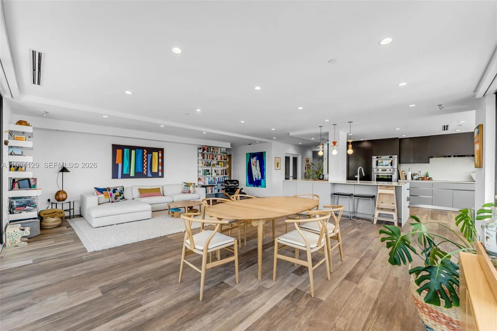 3 bedroom 3 bath for sale at 151 Crandon Blvd # 345, Key Biscayne FL 33149