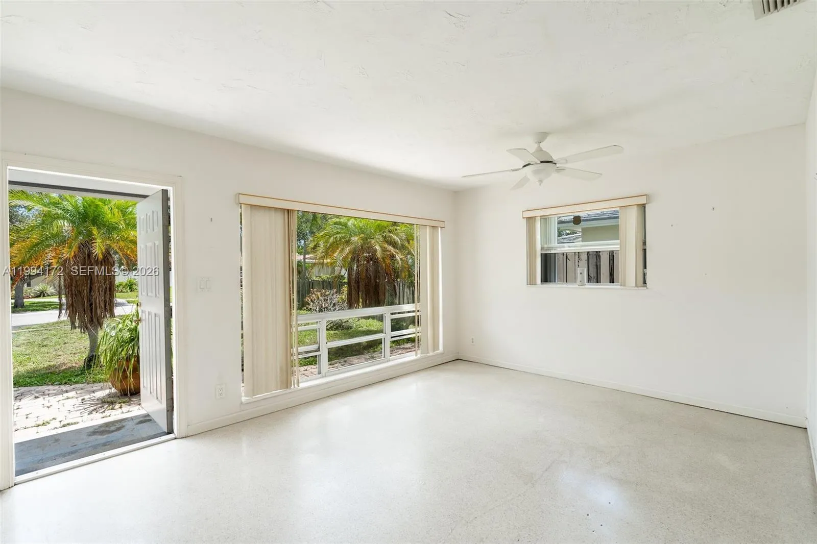 4915 NE 22nd Ave, Lighthouse Point FL 33064