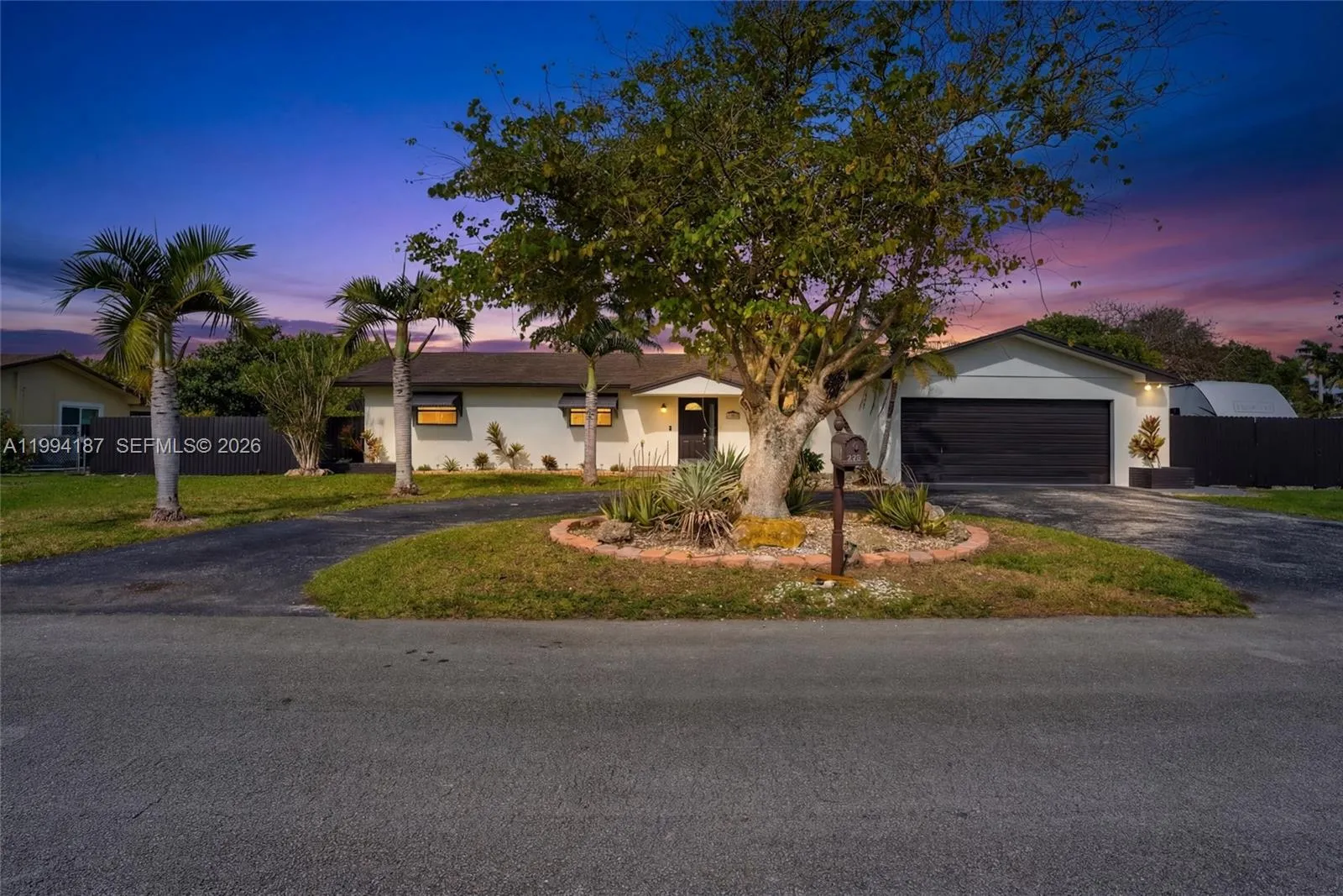 3 bedroom 2 bath for sale at 28500 SW 161st Ave, Homestead FL 33033