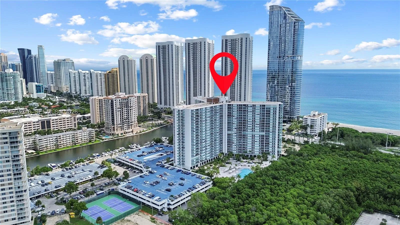 2 bedroom 2 bath for sale at 100 Bayview Dr # 507, Sunny Isles Beach FL 33160