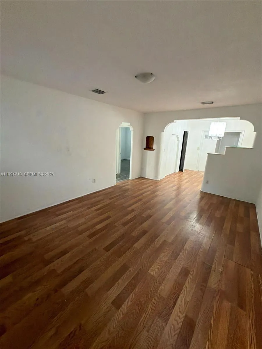 1026 NW 50th St # 1, Miami FL 33127