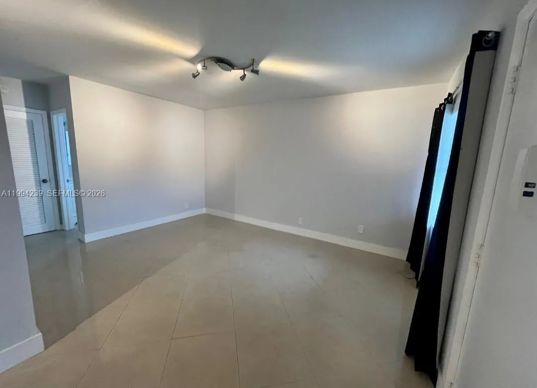 1824 Monroe St # 14, Hollywood FL 33020