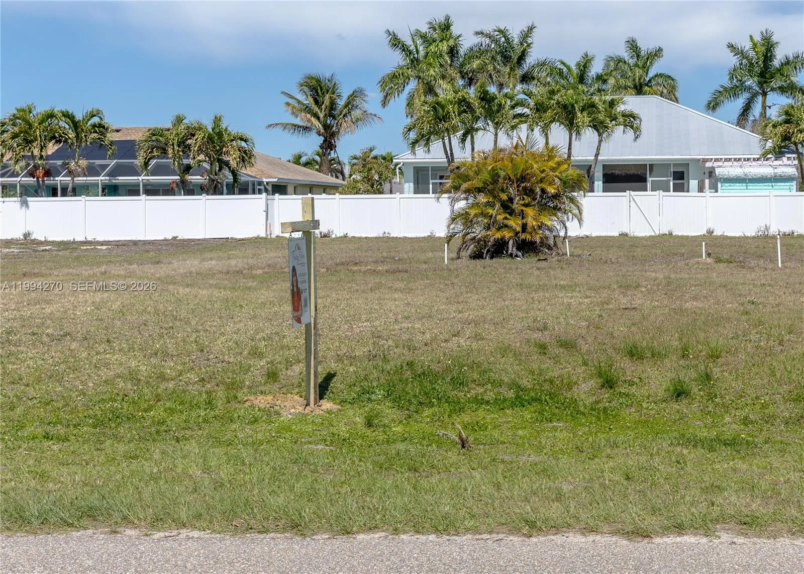 2115 SW 30th St, Cape Coral FL 33914