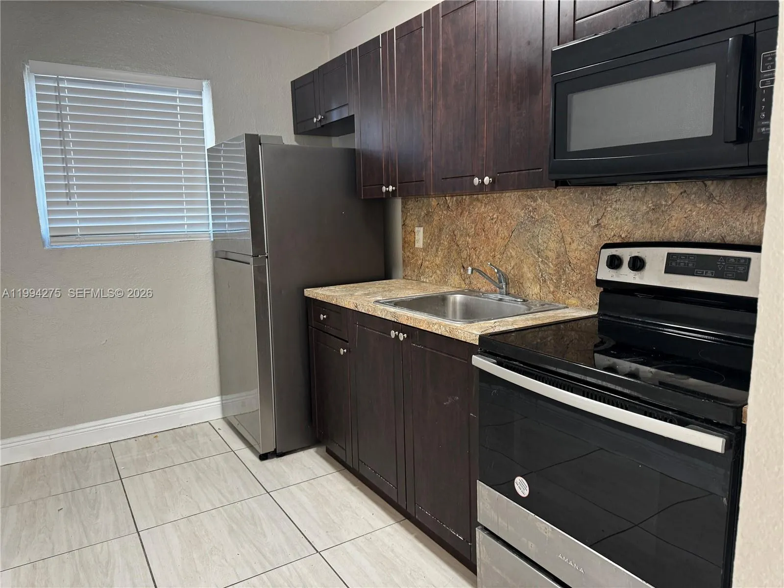 2 bedroom 1 bath for rent at 1940 Washington Ave # 15, Opa-Locka FL 33054