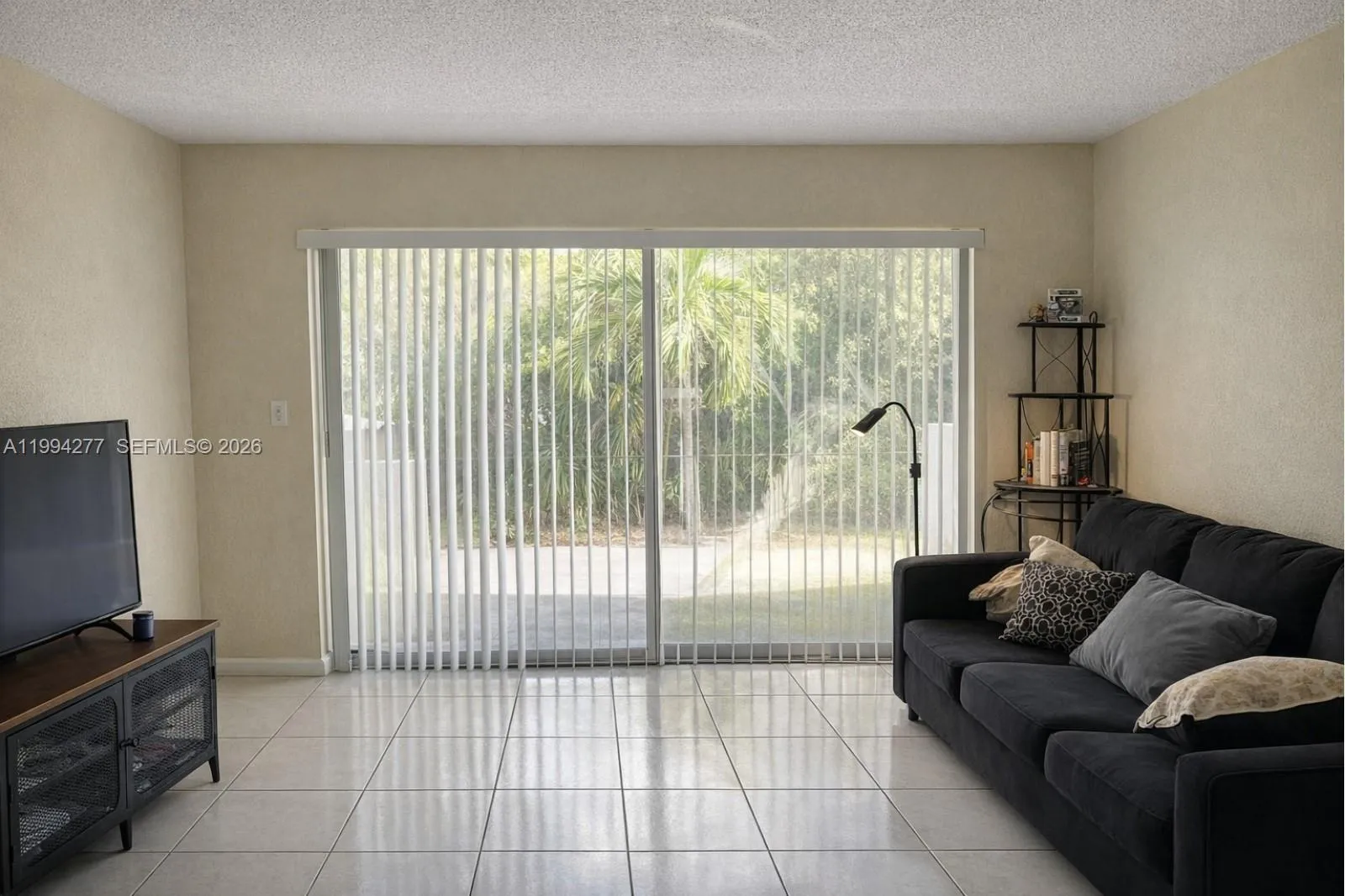 1090 NE 129th St # 205, North Miami FL 33161