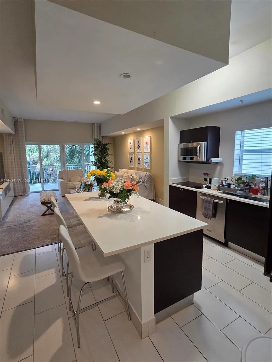 5300 NW 87th Ave # 416, Doral FL 33178