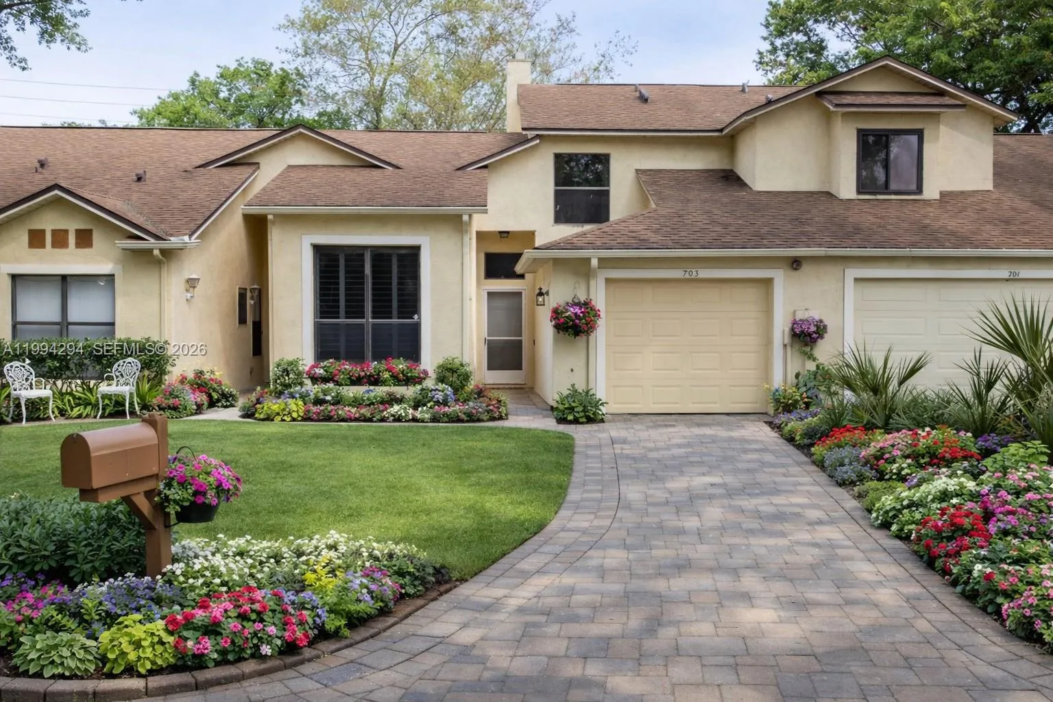 3 bedroom 2 bath for sale at 703 Swan Ln, Other City - In The State Of Florida FL 32701