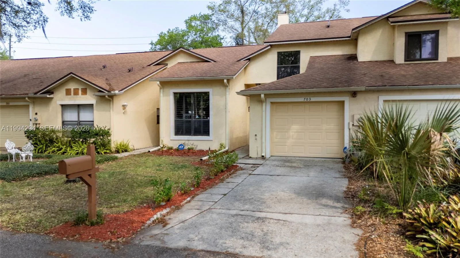 703 Swan Ln, Other City - In The State Of Florida FL 32701