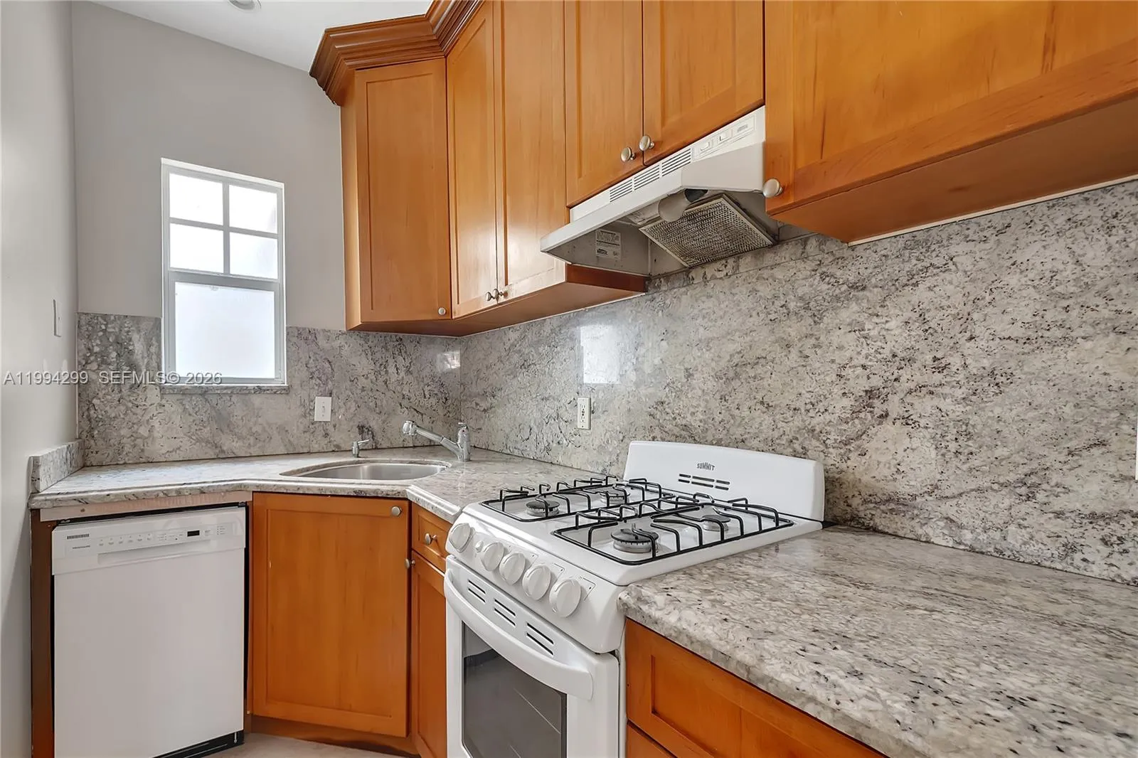 814 Lenox Ave # 1, Miami Beach FL 33139