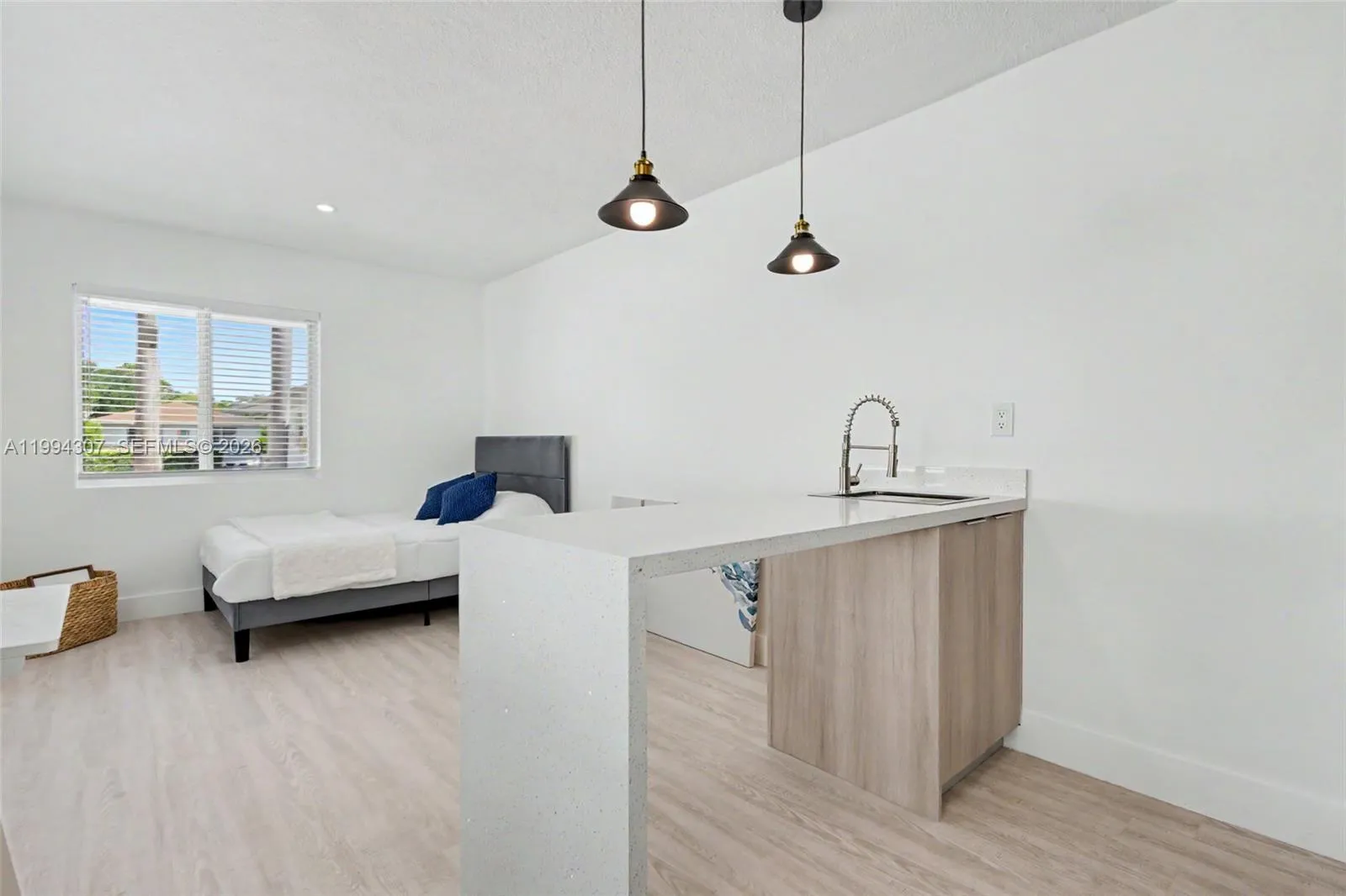 55 SW 13th St # B, Dania Beach FL 33004