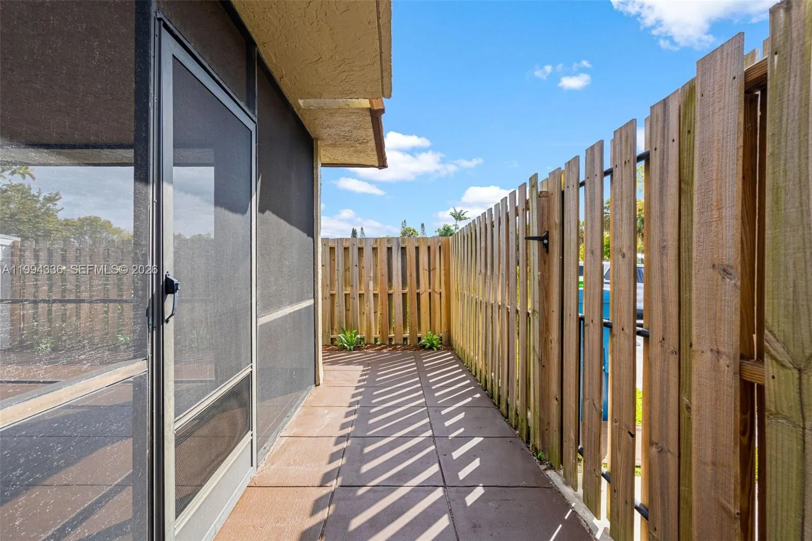 4843 NW 95th Ave, Sunrise FL 33351