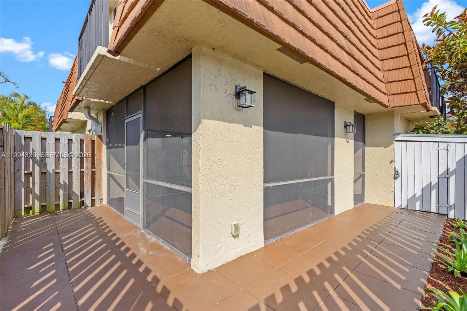 4843 NW 95th Ave, Sunrise FL 33351