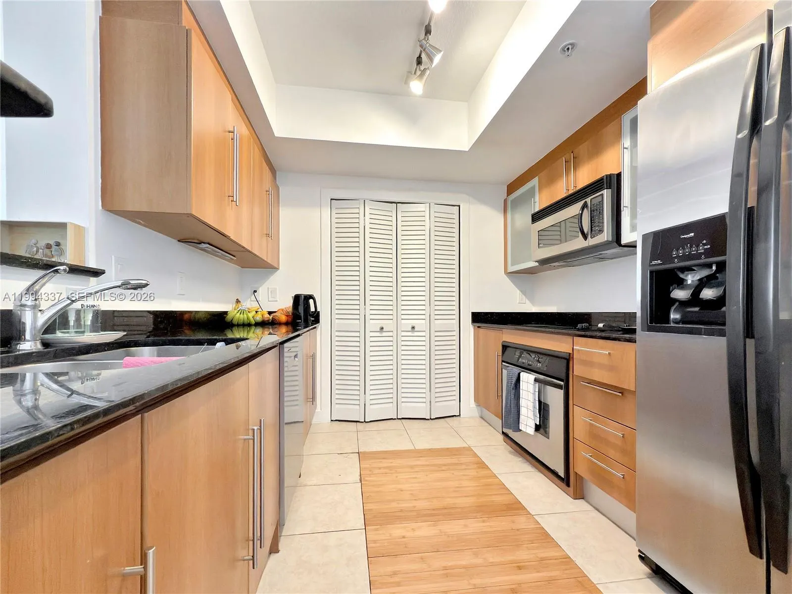 335 S Biscayne Blvd # 2905, Miami FL 33131