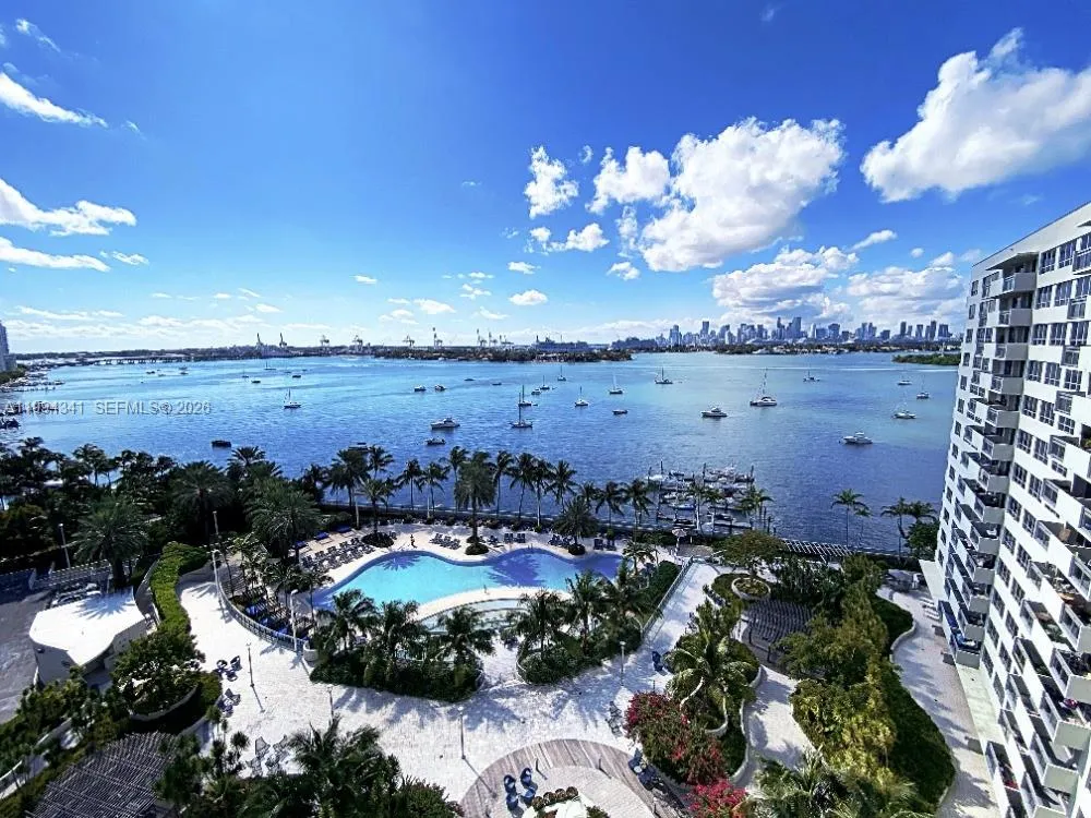 2 bedroom 2 bath for rent at 1500 Bay Rd # 1222S, Miami Beach FL 33139