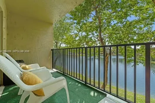 2 bedroom 2 bath for sale at 15430 SW 82nd Ln # 625, Miami FL 33193