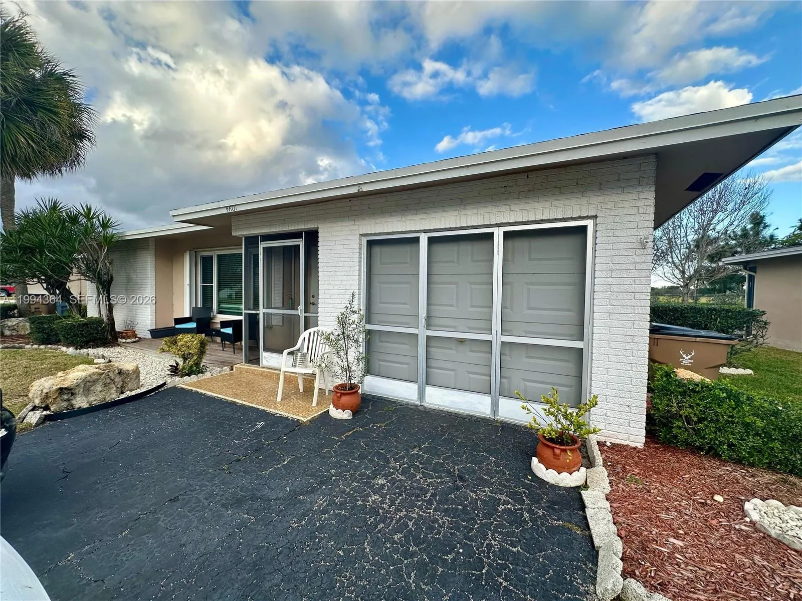 2 bedroom 2 bath for sale at 4801 NW 13th Ave, Deerfield Beach FL 33064