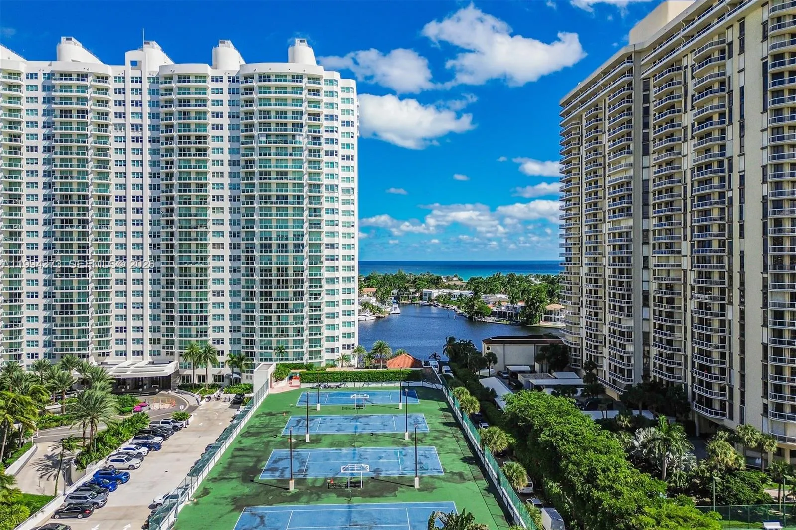 20281 E Country Club Dr # 1412, Aventura FL 33180