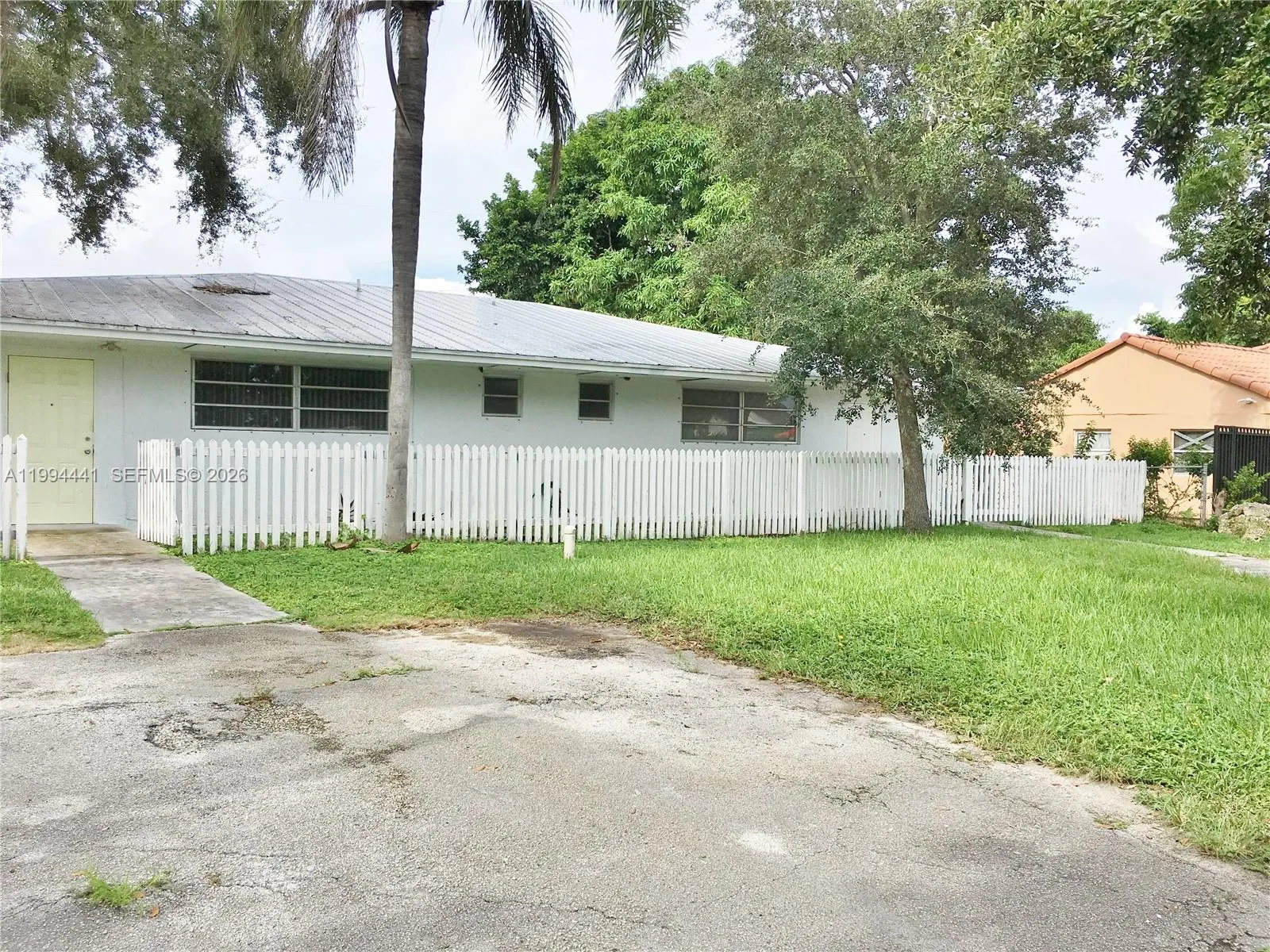 5831 SW 62nd St, Miami FL 33143